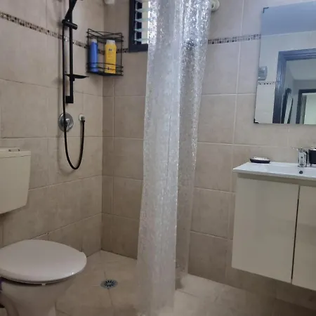 B&B Amit 18 Minutes From The Airport - אירוח כפרי עמית 18 דקות משדה תעופה Petach Tikva Exterior foto