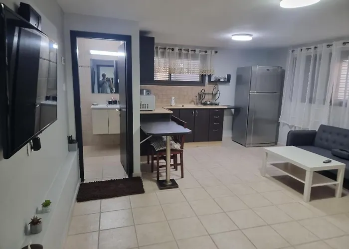 B&B Amit 18 Minutes From The Airport - אירוח כפרי עמית 18 דקות משדה תעופה